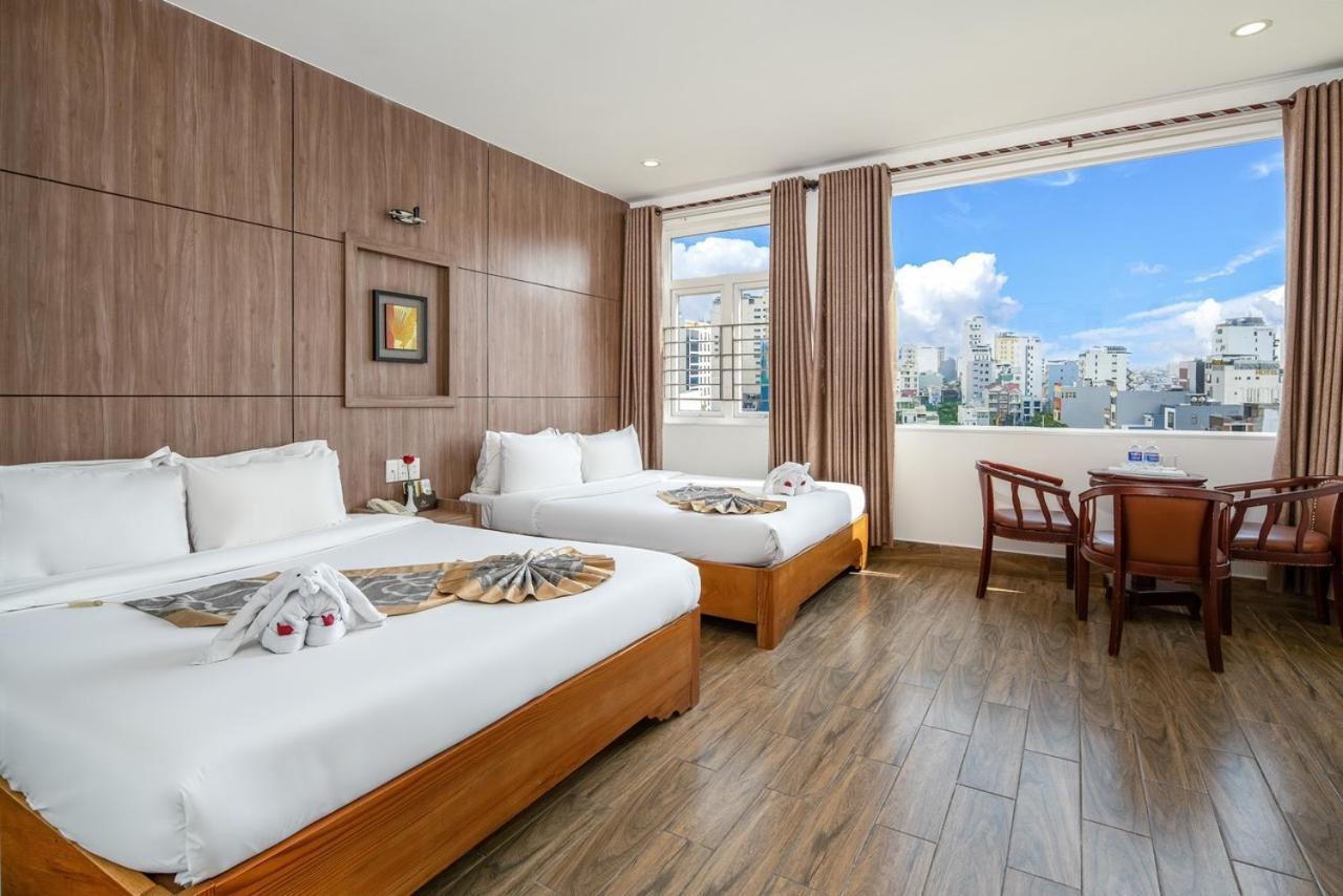 Valencia Da Nang Beach Hotel Esterno foto