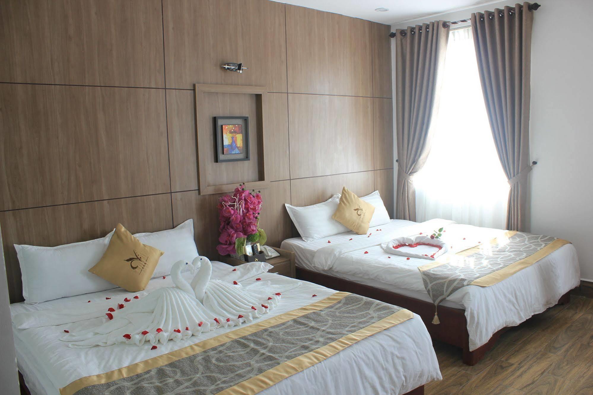Valencia Da Nang Beach Hotel Esterno foto