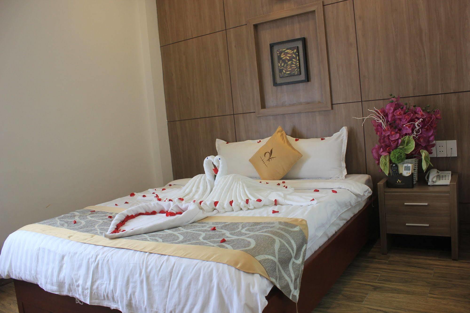 Valencia Da Nang Beach Hotel Esterno foto