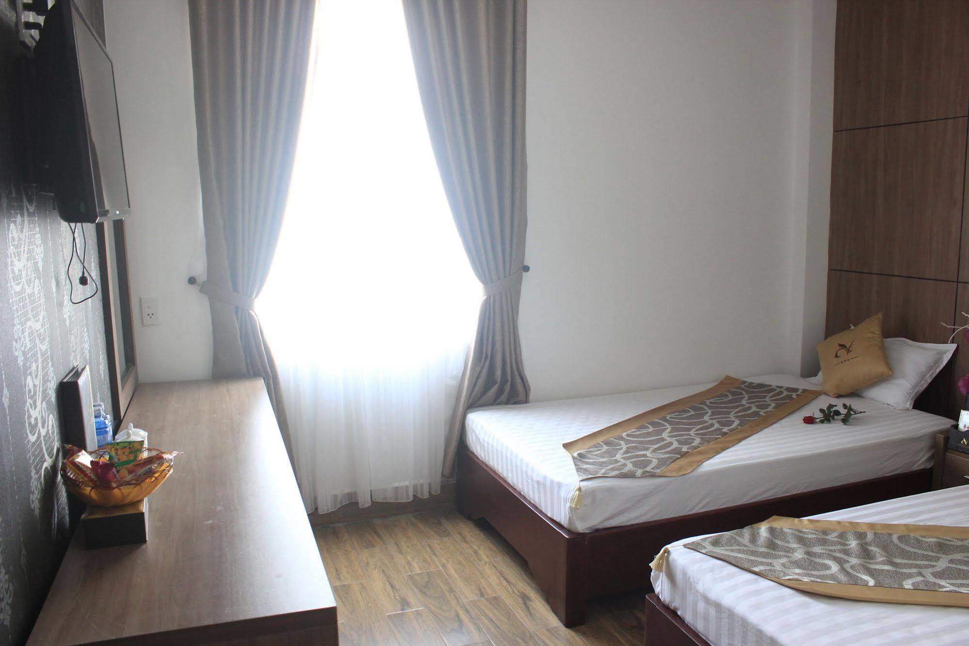 Valencia Da Nang Beach Hotel Esterno foto
