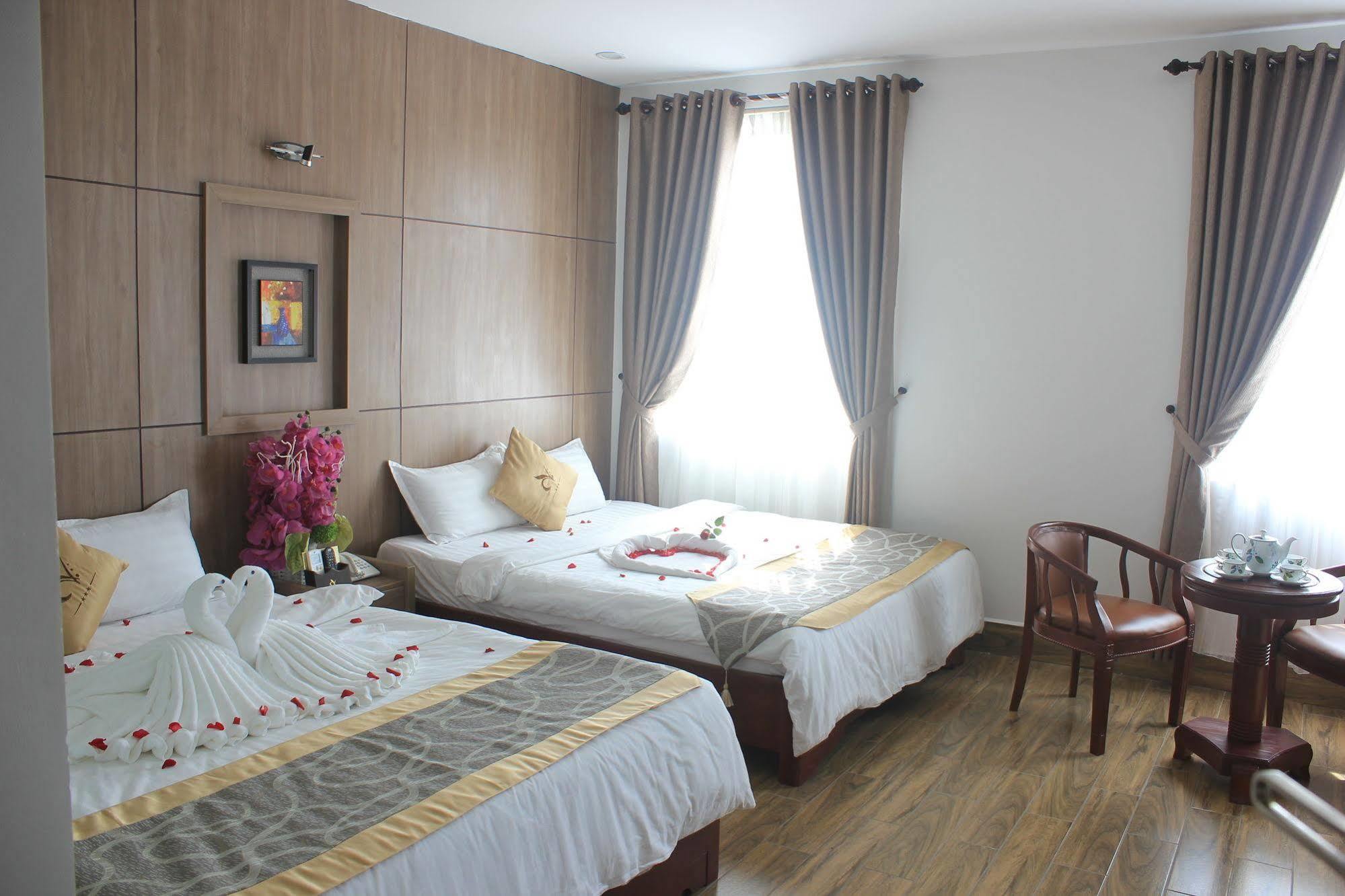 Valencia Da Nang Beach Hotel Esterno foto