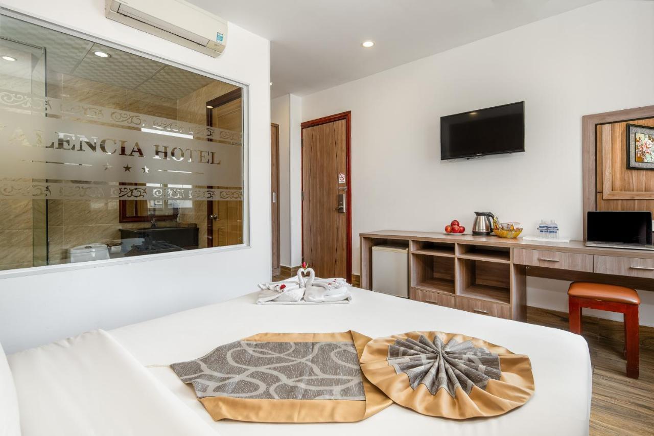 Valencia Da Nang Beach Hotel Esterno foto