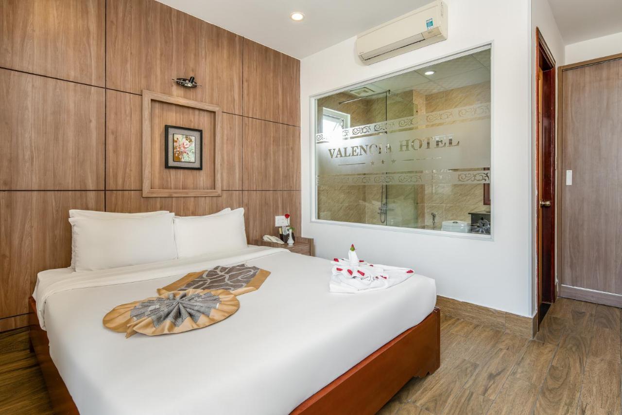 Valencia Da Nang Beach Hotel Esterno foto
